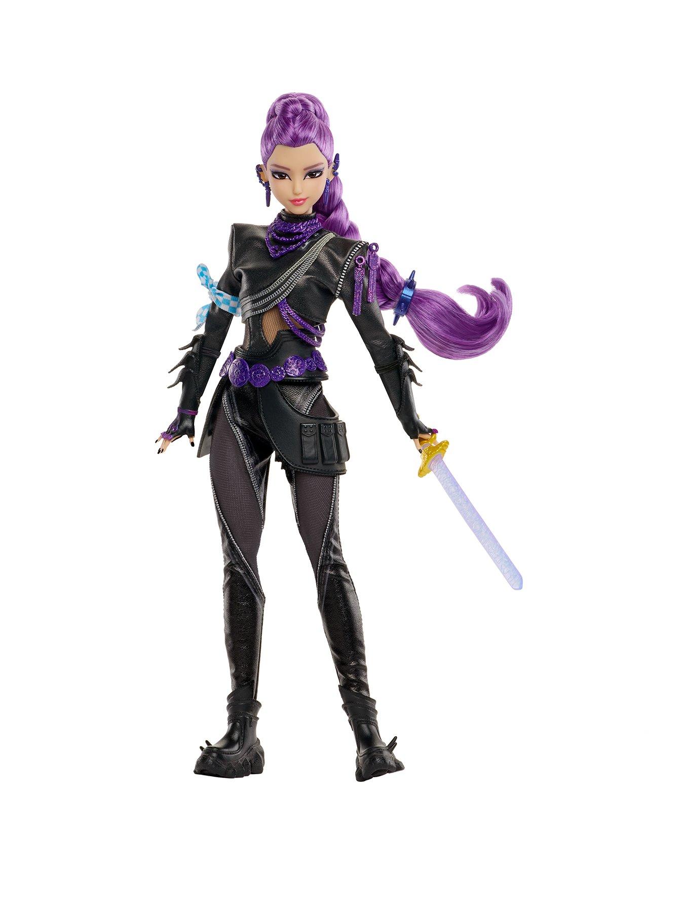 Image 1 of 5 of K-Pop Demon Hunters <p>HUNTR/X Battle Rumi Deluxe Fashion Doll with Four Tiger Sword</p>