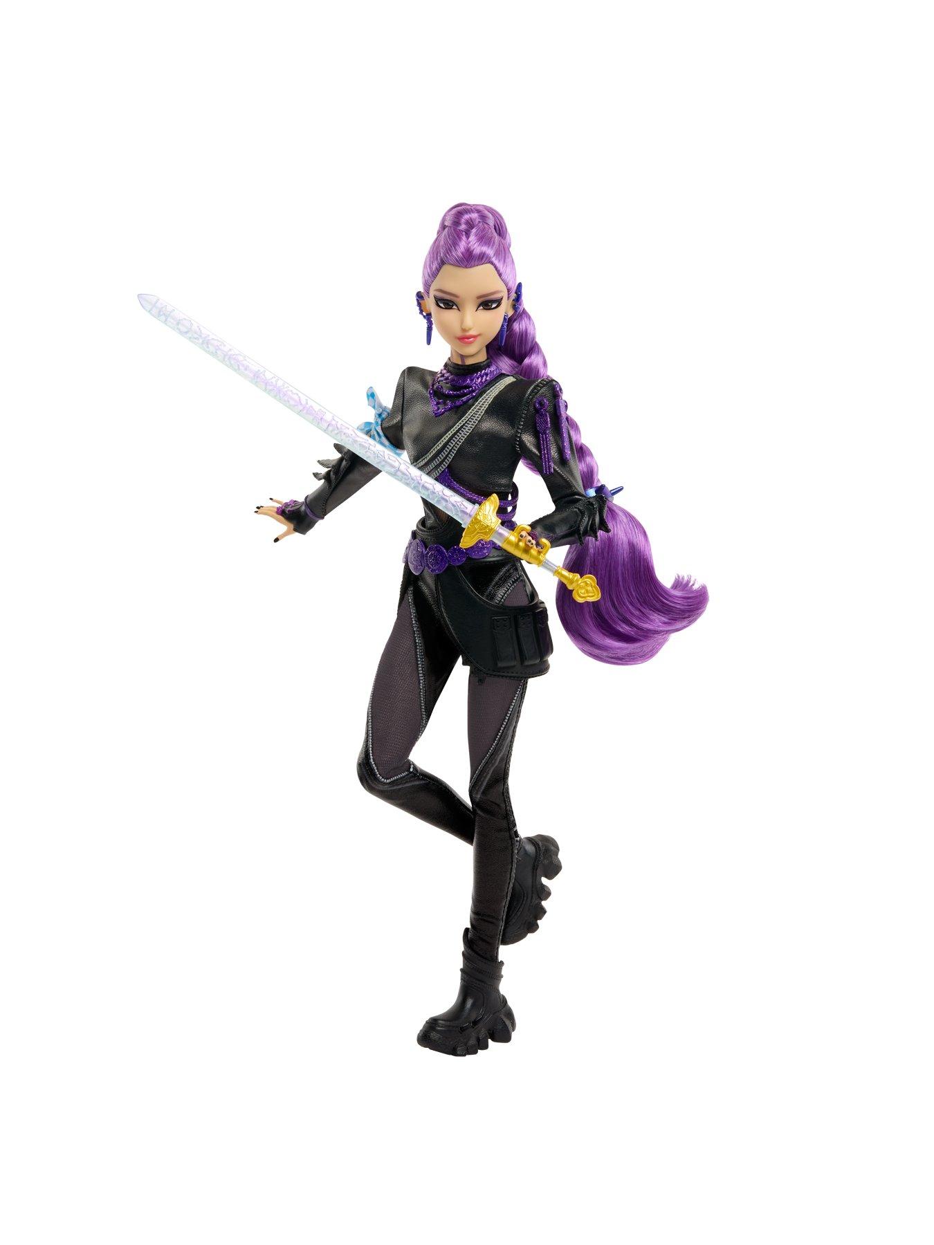 Image 2 of 5 of K-Pop Demon Hunters <p>HUNTR/X Battle Rumi Deluxe Fashion Doll with Four Tiger Sword</p>