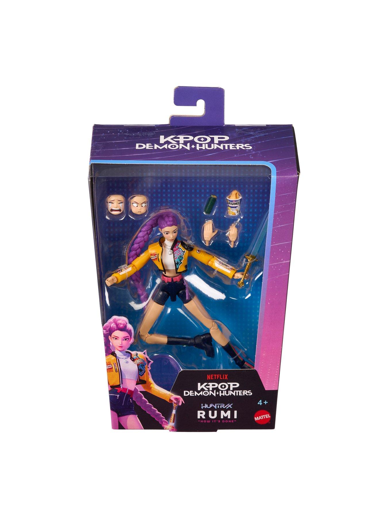 Image 7 of 7 of K-Pop Demon Hunters <p>HUNTR/X Rumi How It's Done 6-Inch Action Figure with Accessories</p>