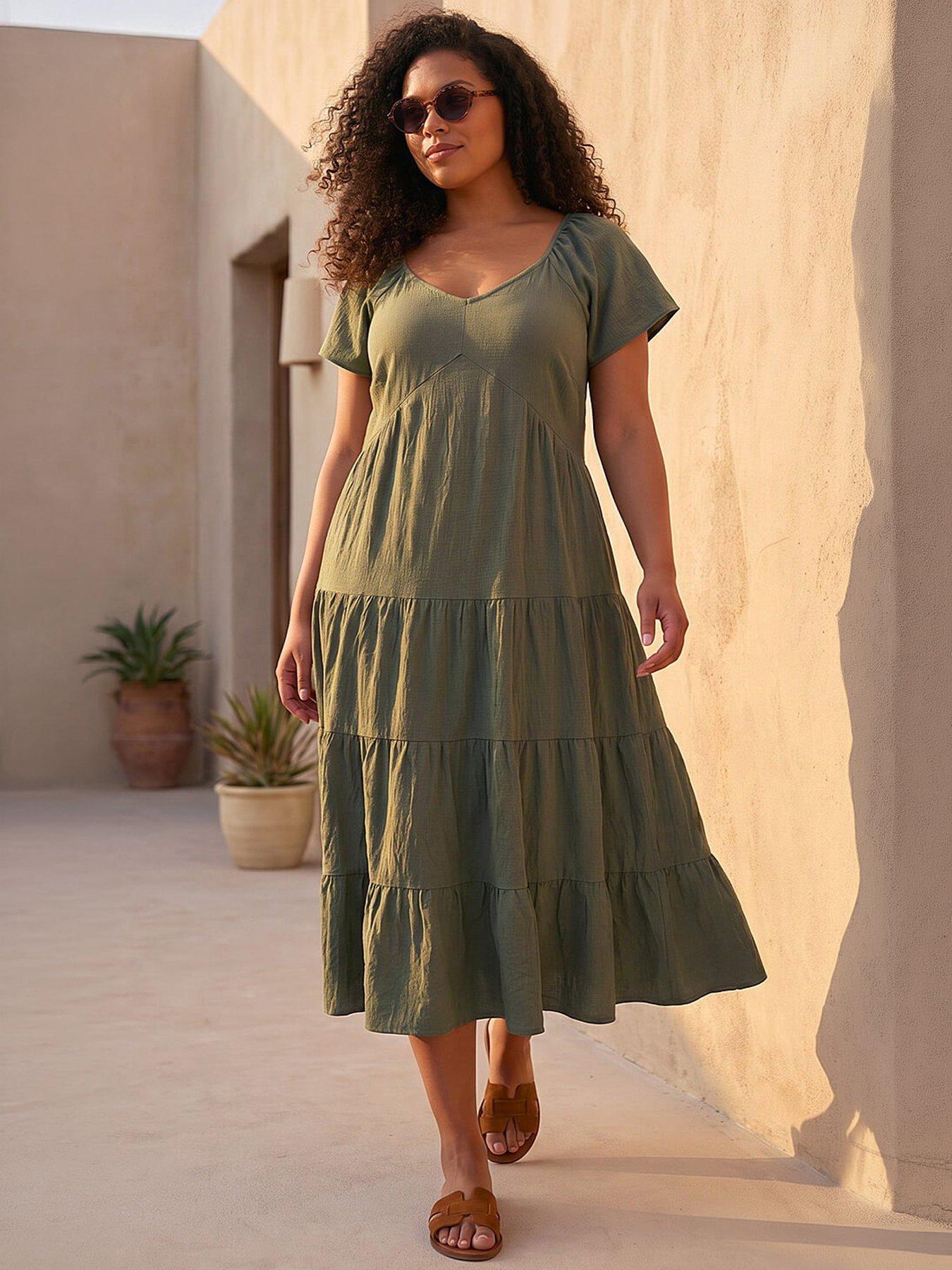 Roman Curve Pebble Crepe Tiered Midi Dress