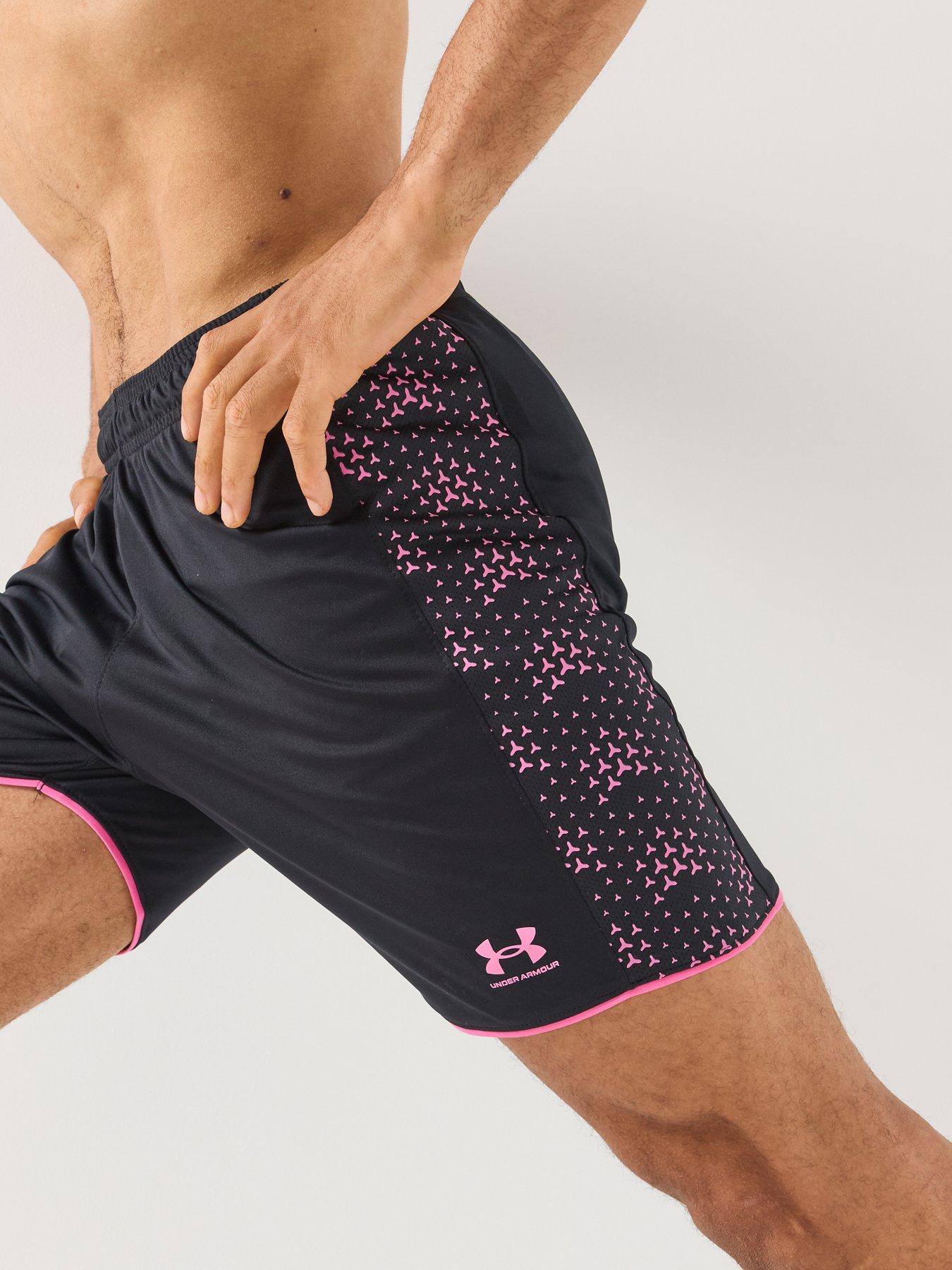 Image 4 of 6 of UNDER ARMOUR Mens Challenger Novelty Short - Black