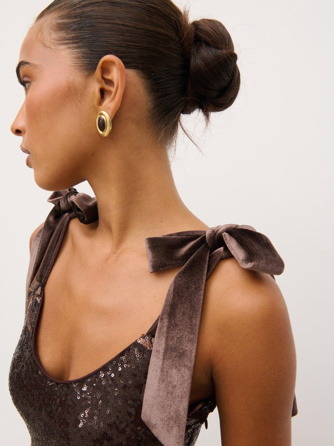 Image 5 of 5 of Pretty Lavish Romy Floral Sequin Midaxi Dress - Brown