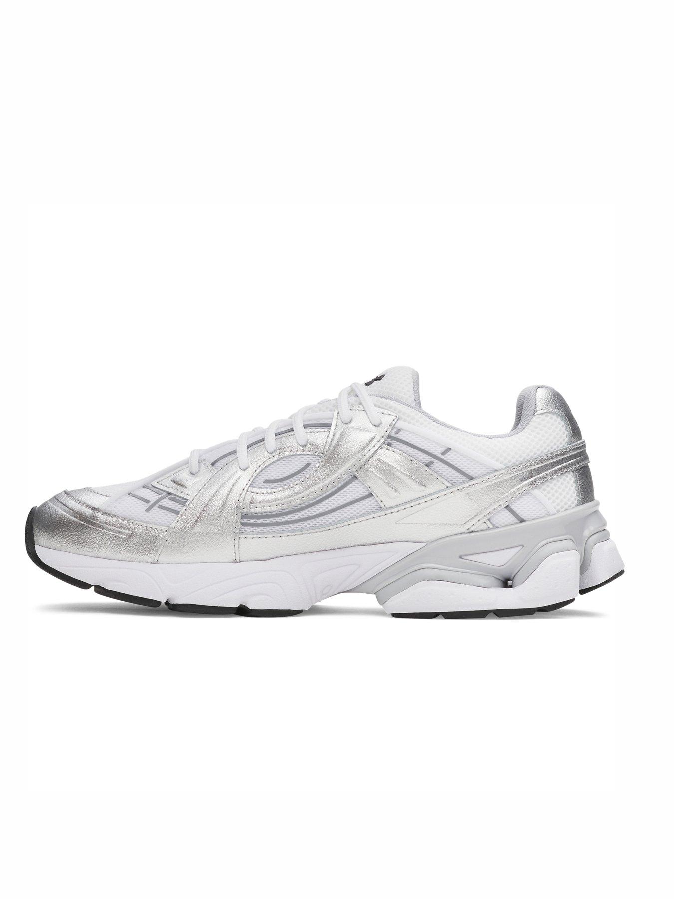 Image 5 of 5 of UNDER ARMOUR Womens Training Sola Trainer - Silver