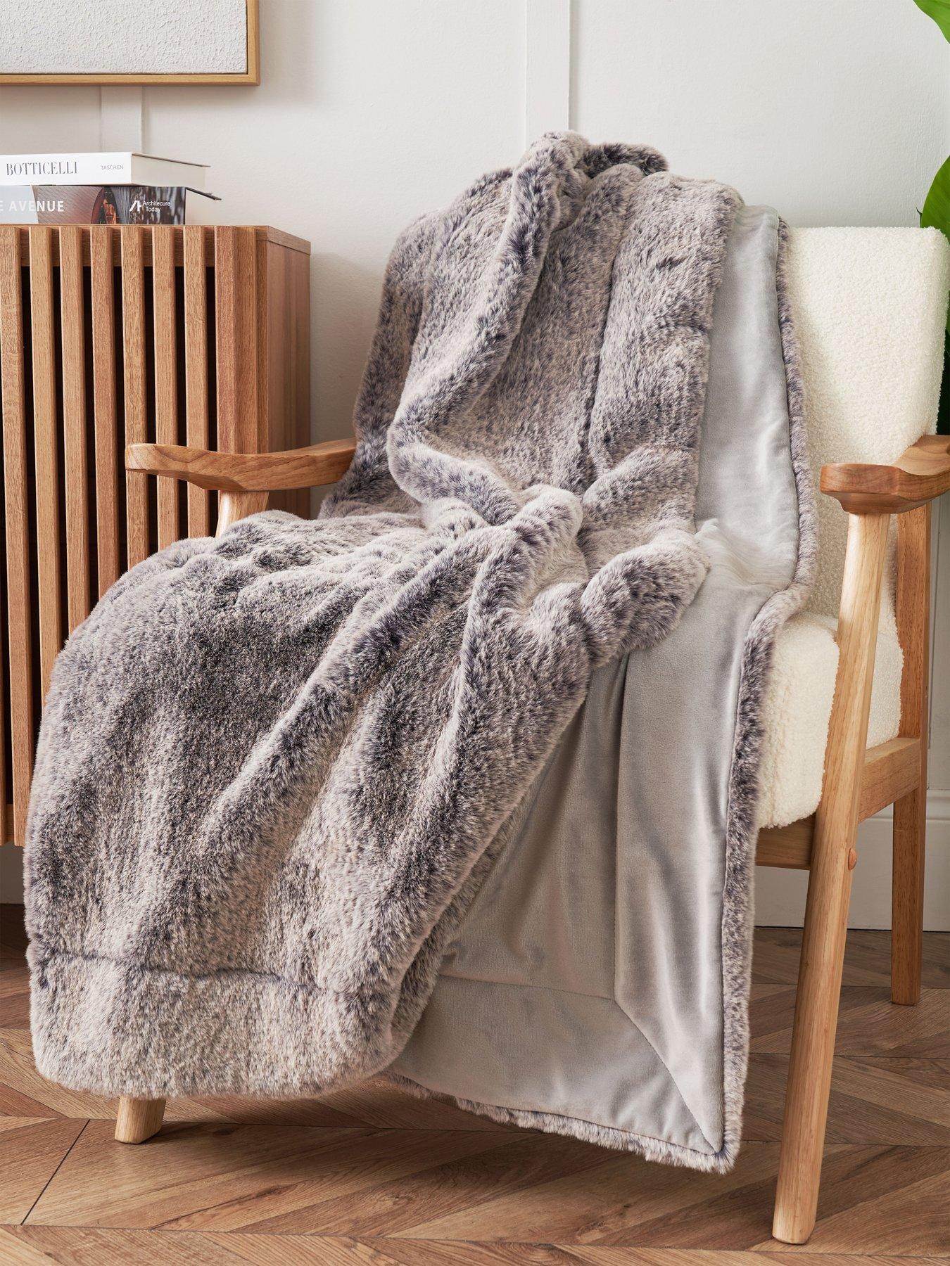 The Very Collection Luxury Nordic Faux Fur Throw