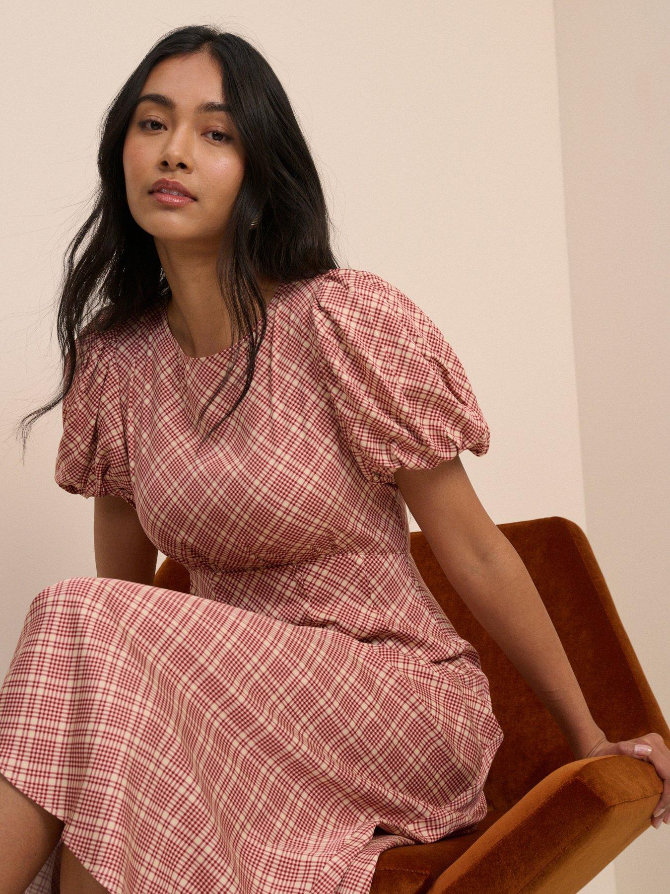 Image 4 of 5 of Nobodys Child Quinn Midi Dress - Red
