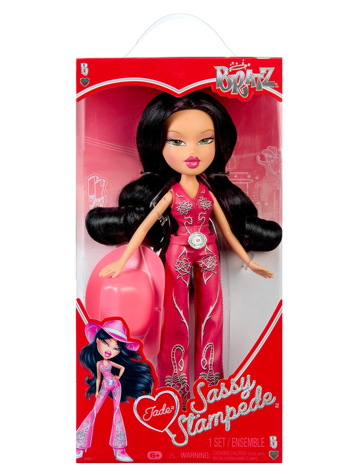 Image 6 of 7 of Bratz Sassy Stampede Doll - Jade