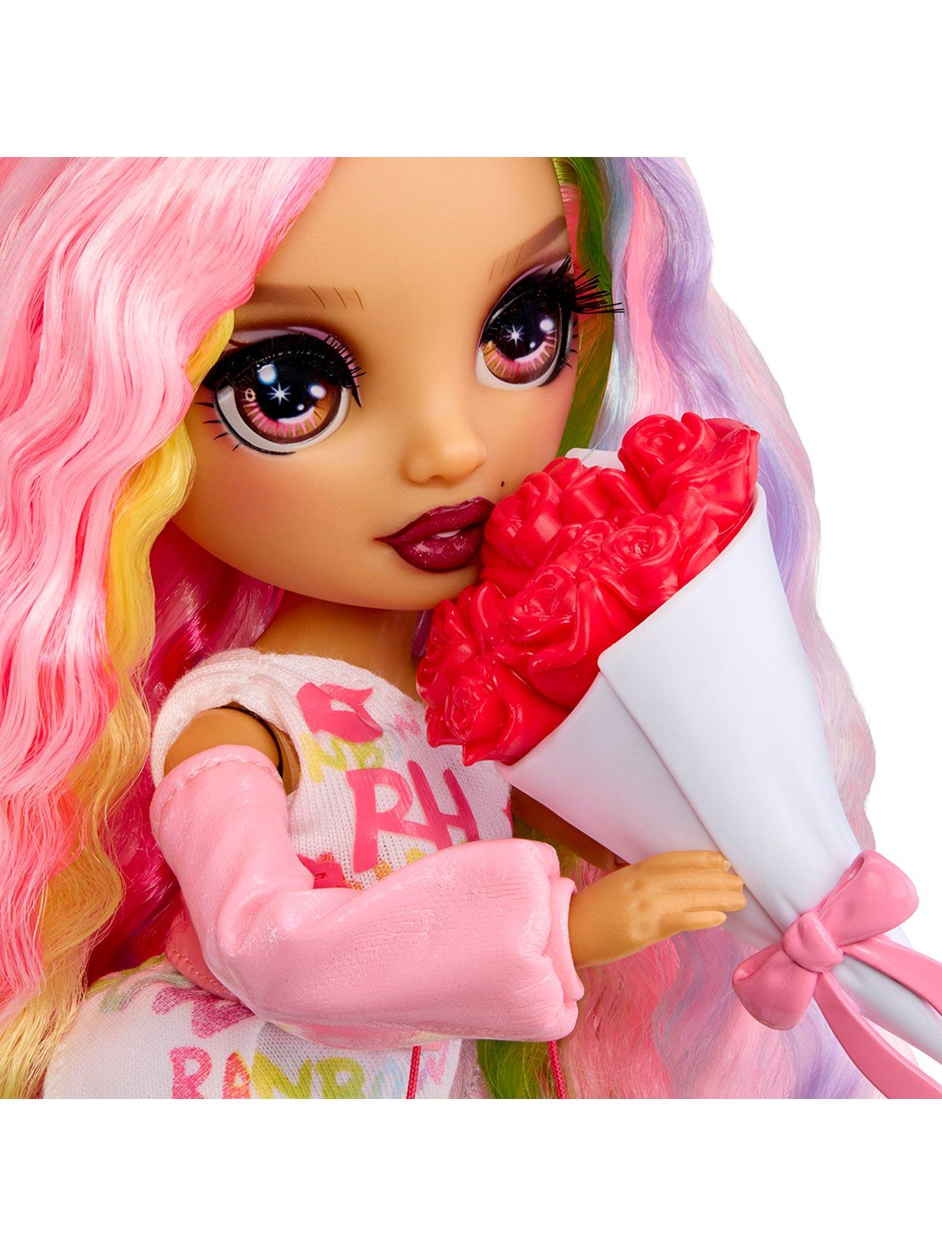 Image 3 of 7 of Rainbow High Pretty in Paris Fashion - Kia Hart (Soft Pink)