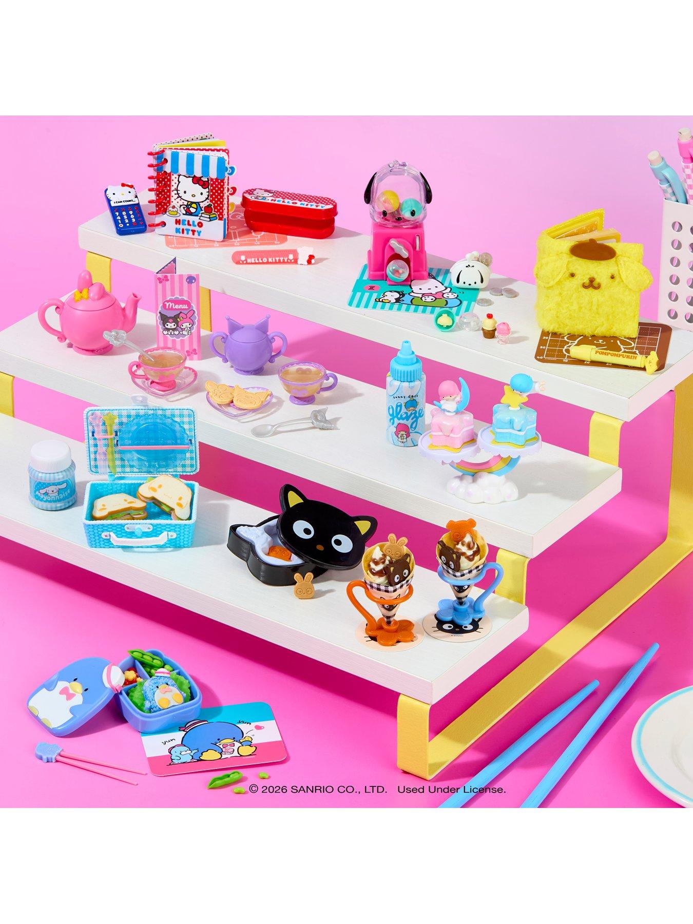 Image 7 of 7 of Mini Verse Make It Mini Hello Kitty Series 4