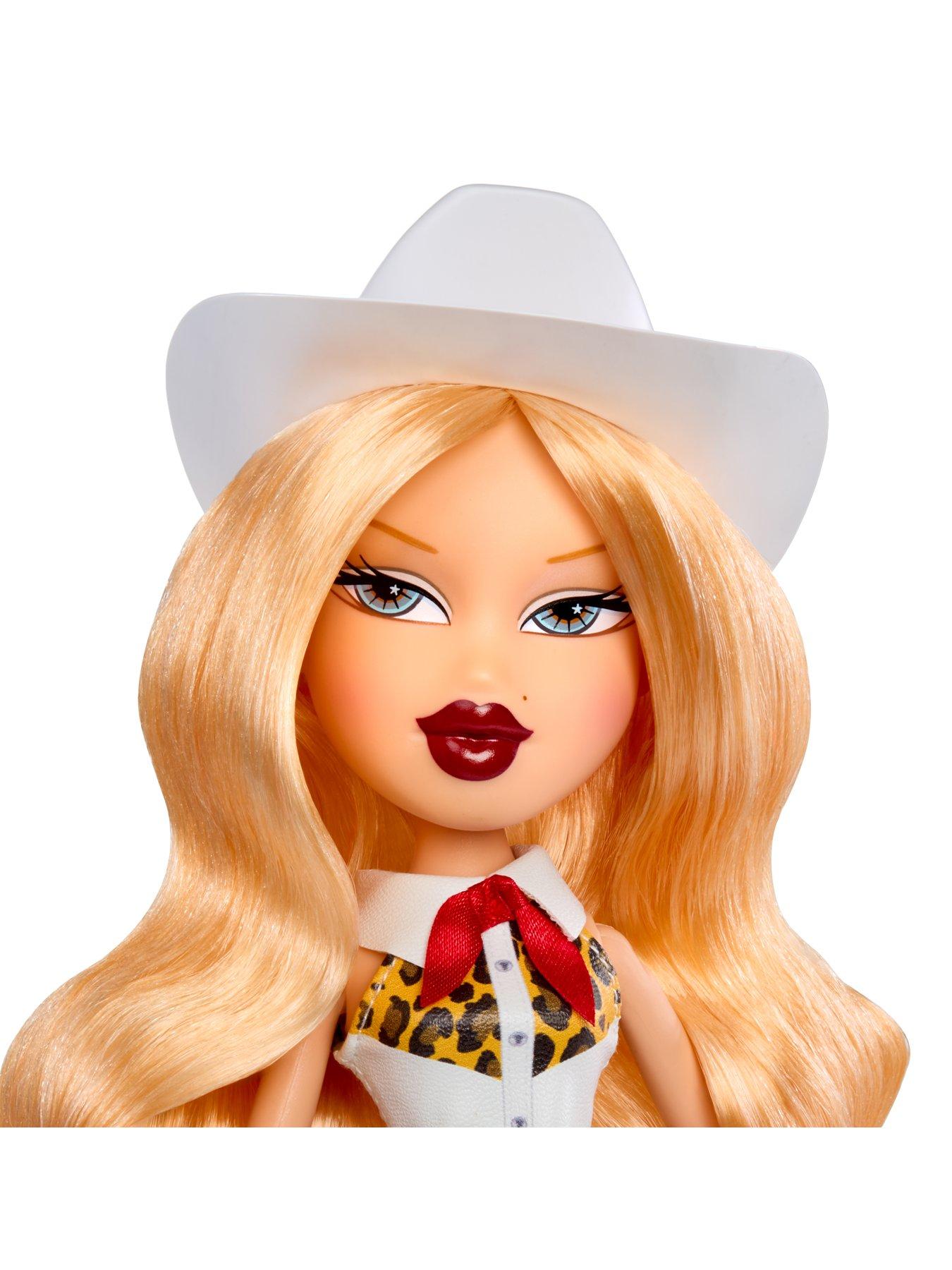 Image 3 of 7 of Bratz Sassy Stampede Doll - Cloe
