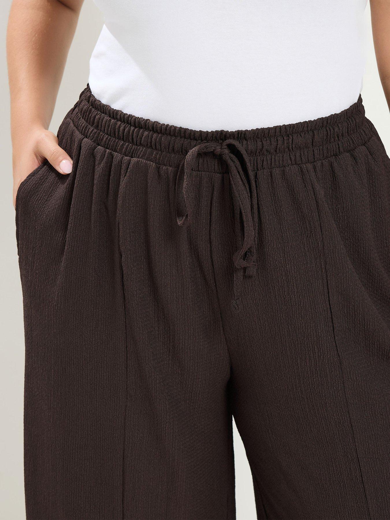 Image 4 of 4 of Yours Curve Crinkle Barrel Trouser - Chocolate Brown