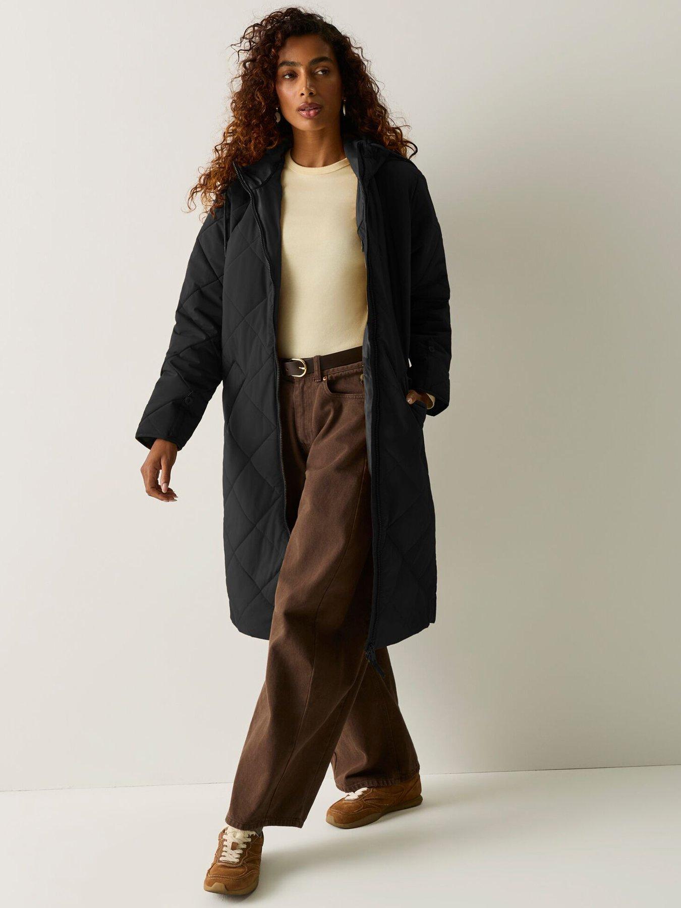 Image 1 of 7 of Regatta Ladies Elryse Baffled/quilted-black