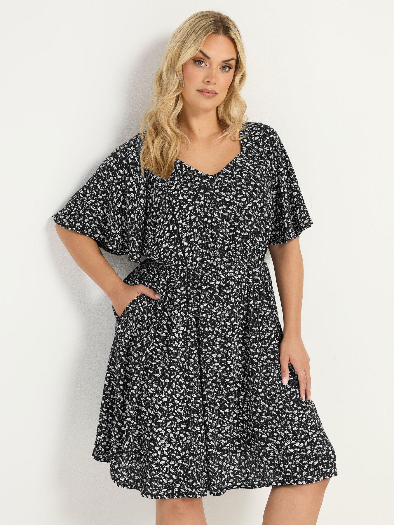 Image 1 of 4 of Yours Curve Ditsy Smock Mini Dress - Black