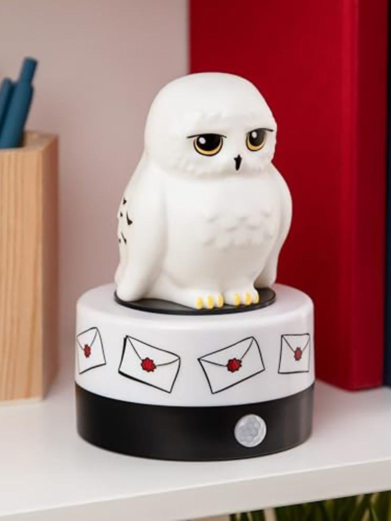 Image 3 of 4 of Harry Potter Hedwig Room Guard