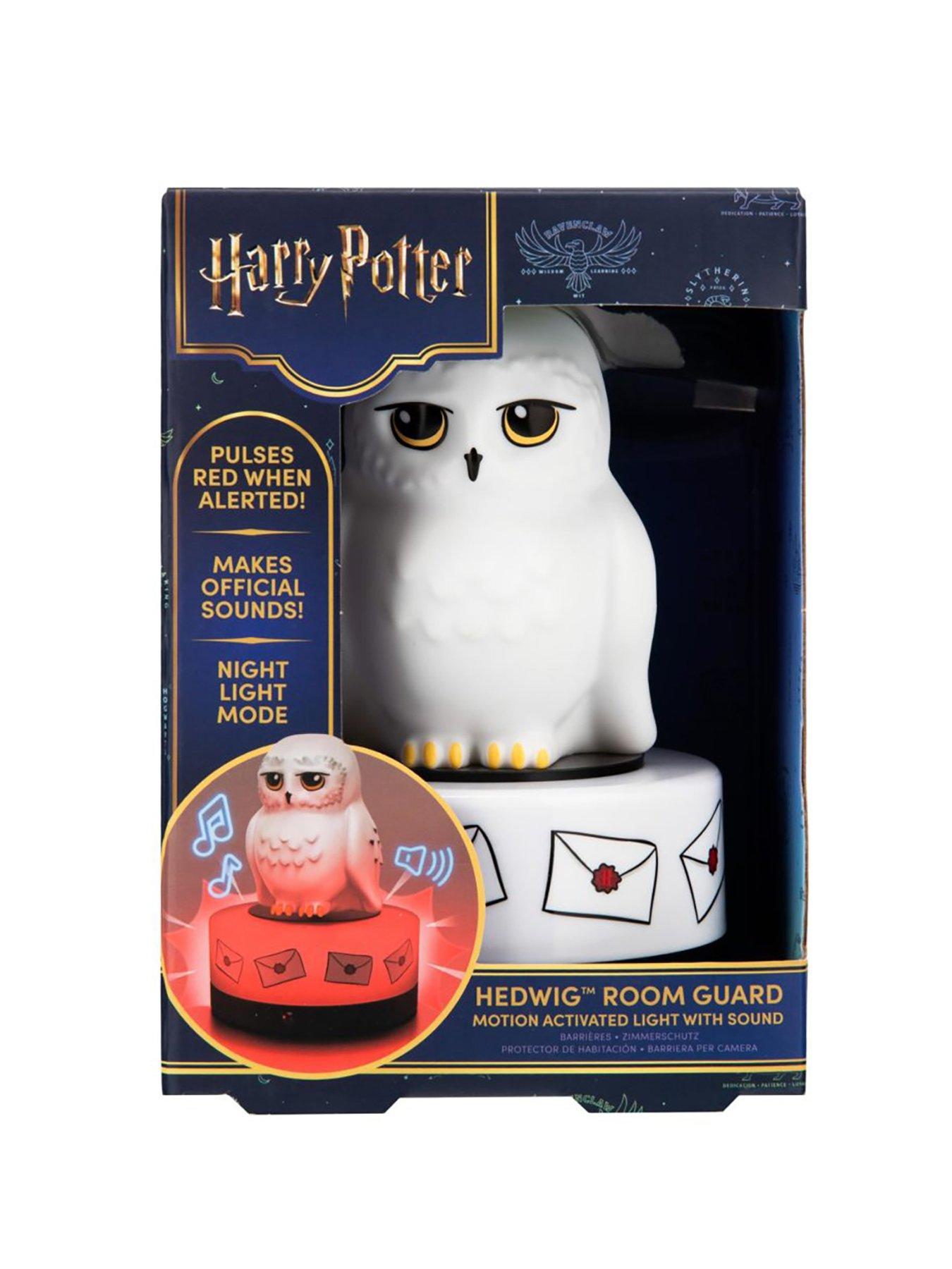 Image 4 of 4 of Harry Potter Hedwig Room Guard