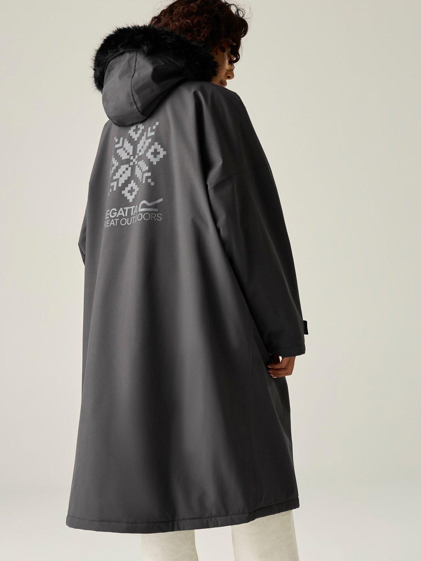 Image 2 of 7 of Regatta Mens Adult Waterproof Changing Robe Pro Robes -ash