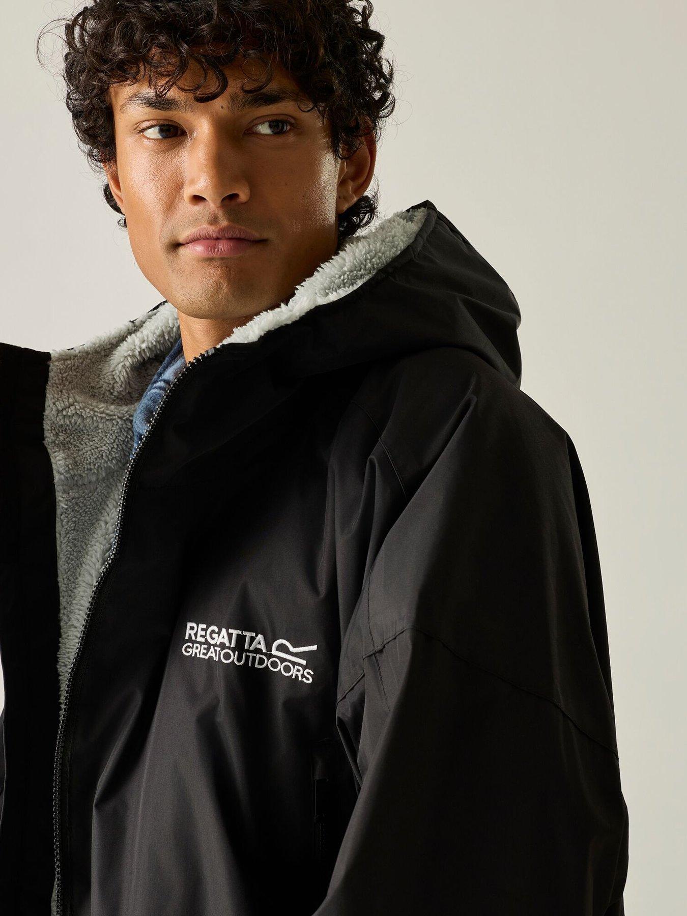 Image 4 of 7 of Regatta Mens Adult Waterproof Changing Robe Robes -black