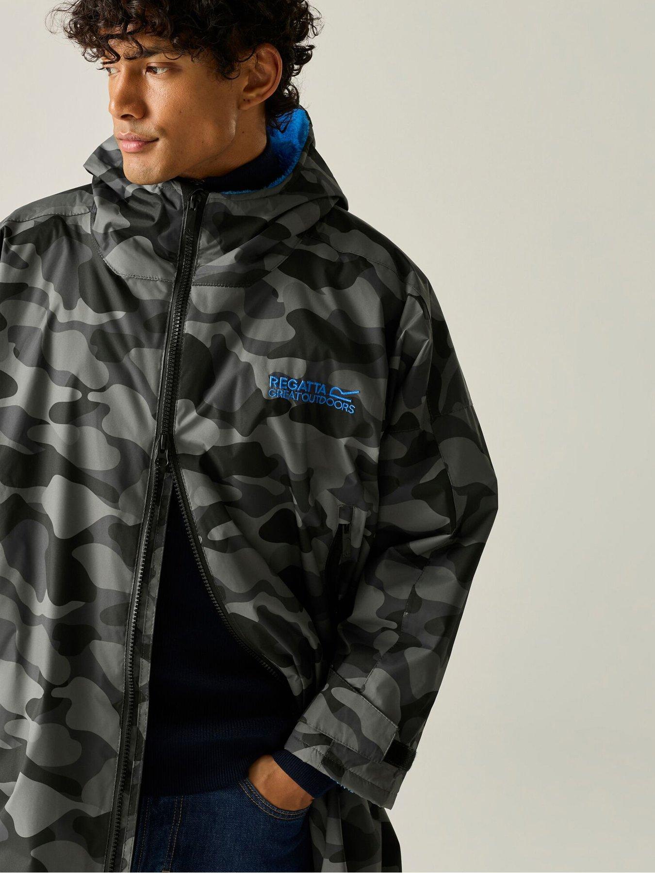 Image 7 of 7 of Regatta Mens Adult Waterproof Changing Robe Robes -grey Camo/sonic Blue