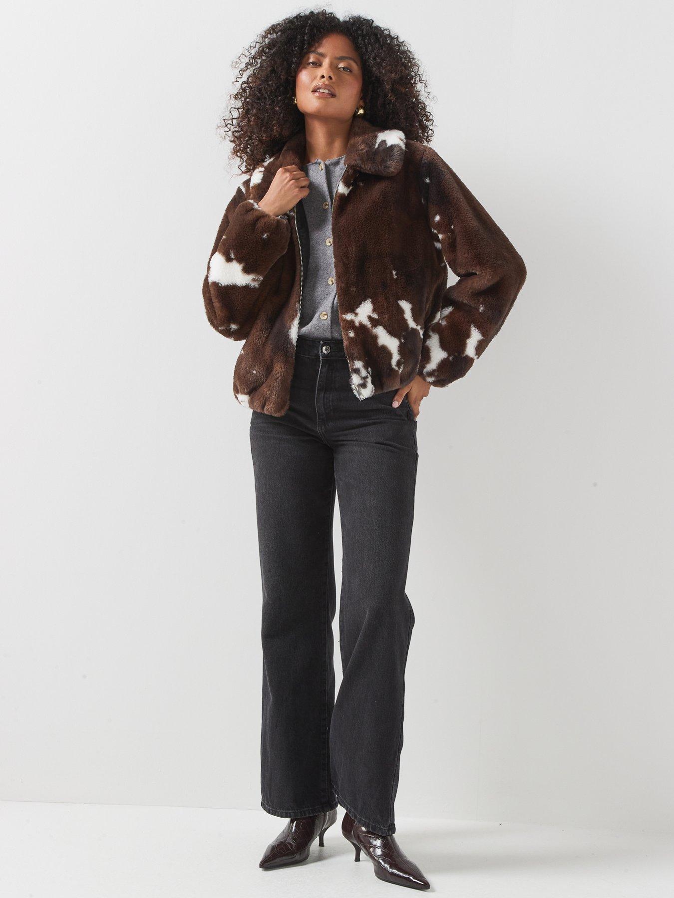 Image 3 of 5 of Vero Moda Vmsonjacolleen Short Jacket Boo