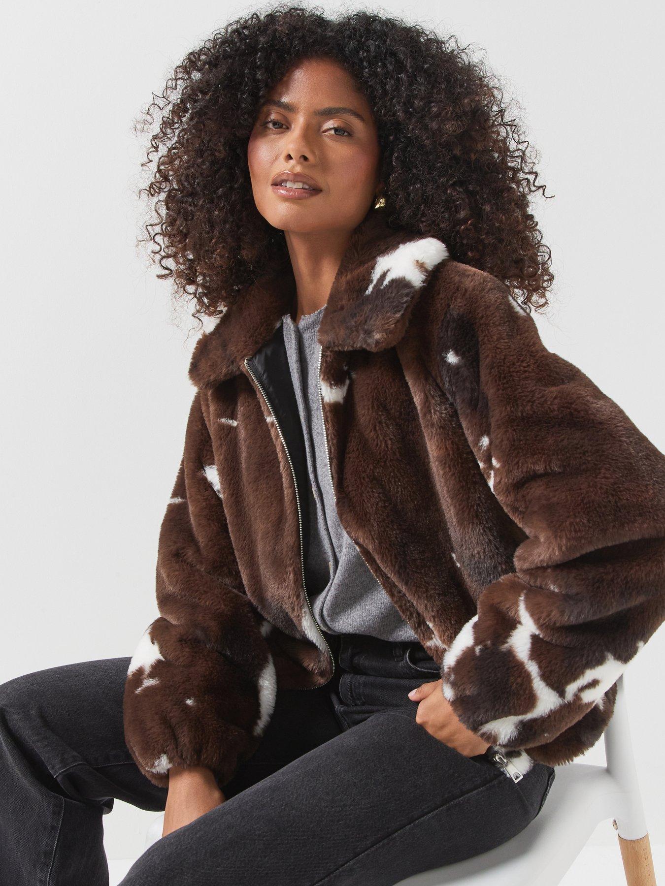 Image 5 of 5 of Vero Moda Vmsonjacolleen Short Jacket Boo
