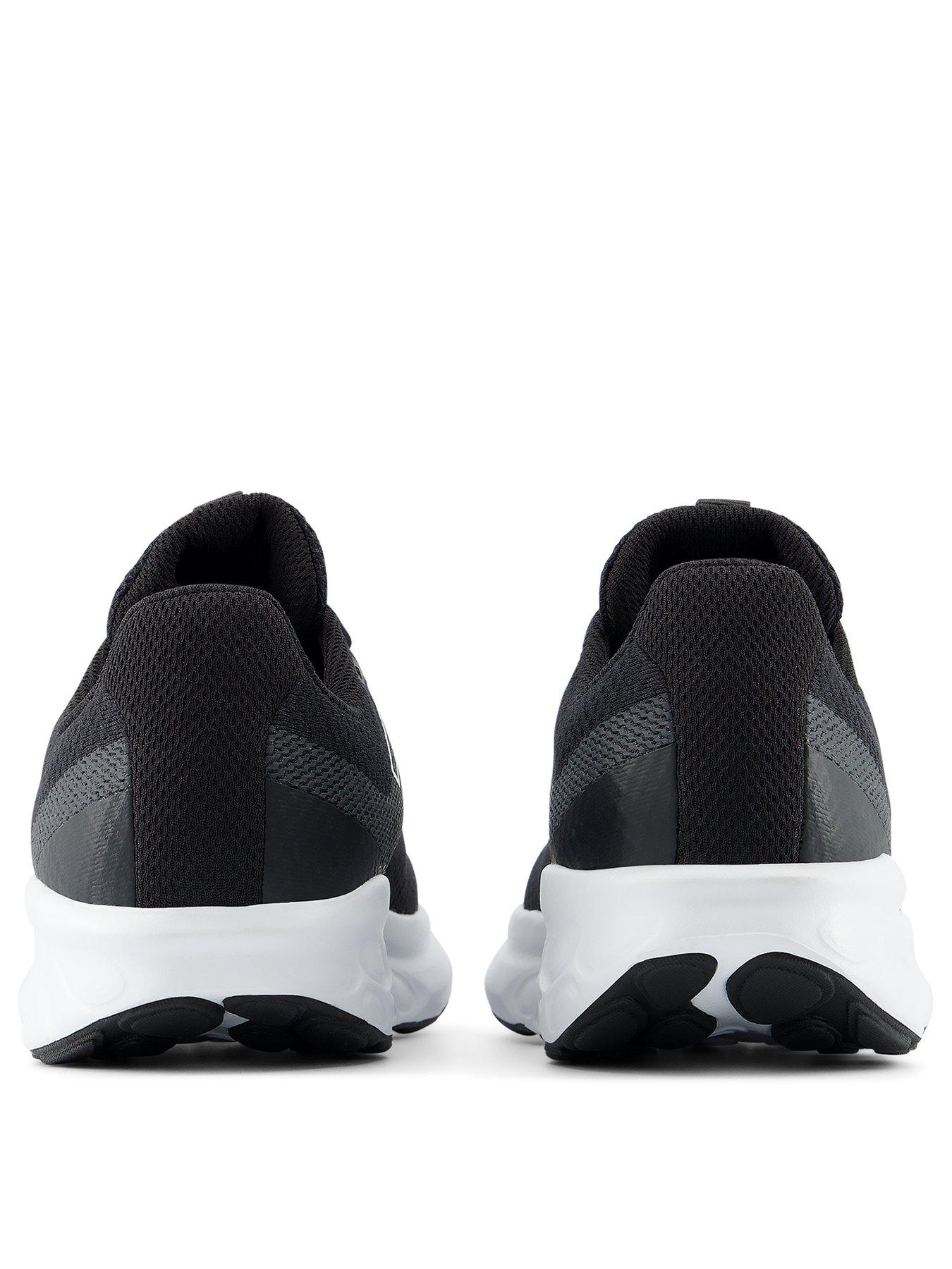 Image 3 of 6 of New Balance Junior Running 520 V9 Trainers - Black/white