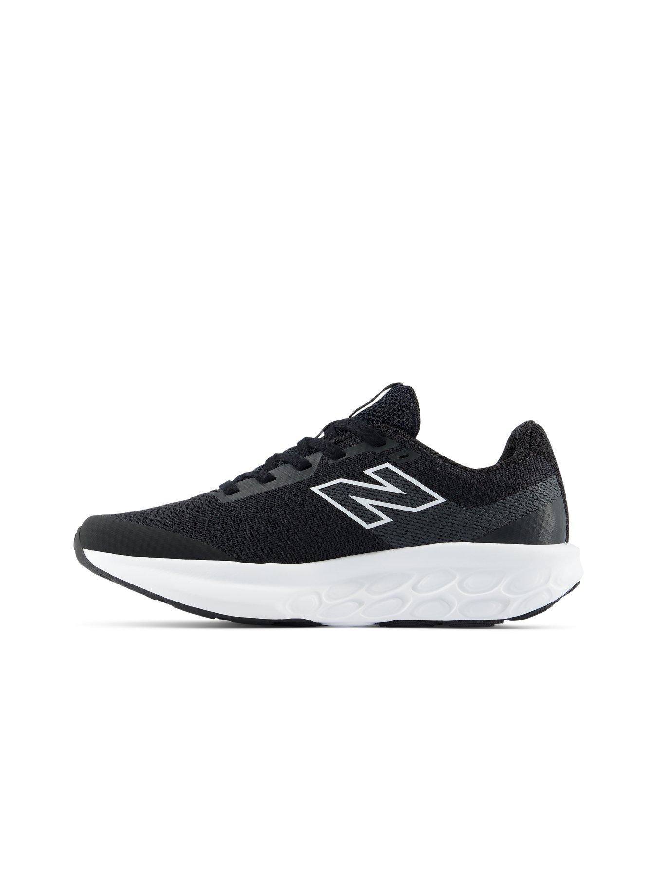 Image 6 of 6 of New Balance Junior Running 520 V9 Trainers - Black/white