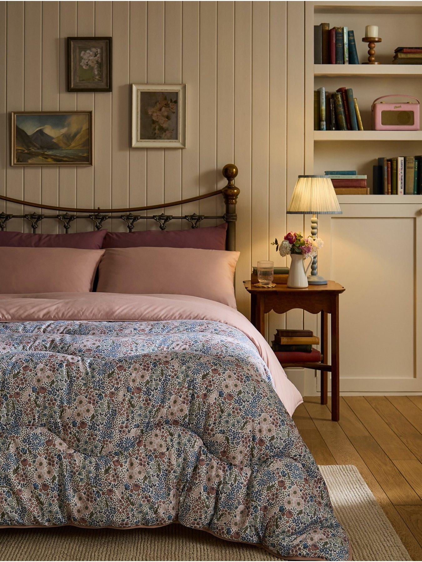 Night Lark Vintage Meadow Coverless Duvet 10.5Tog