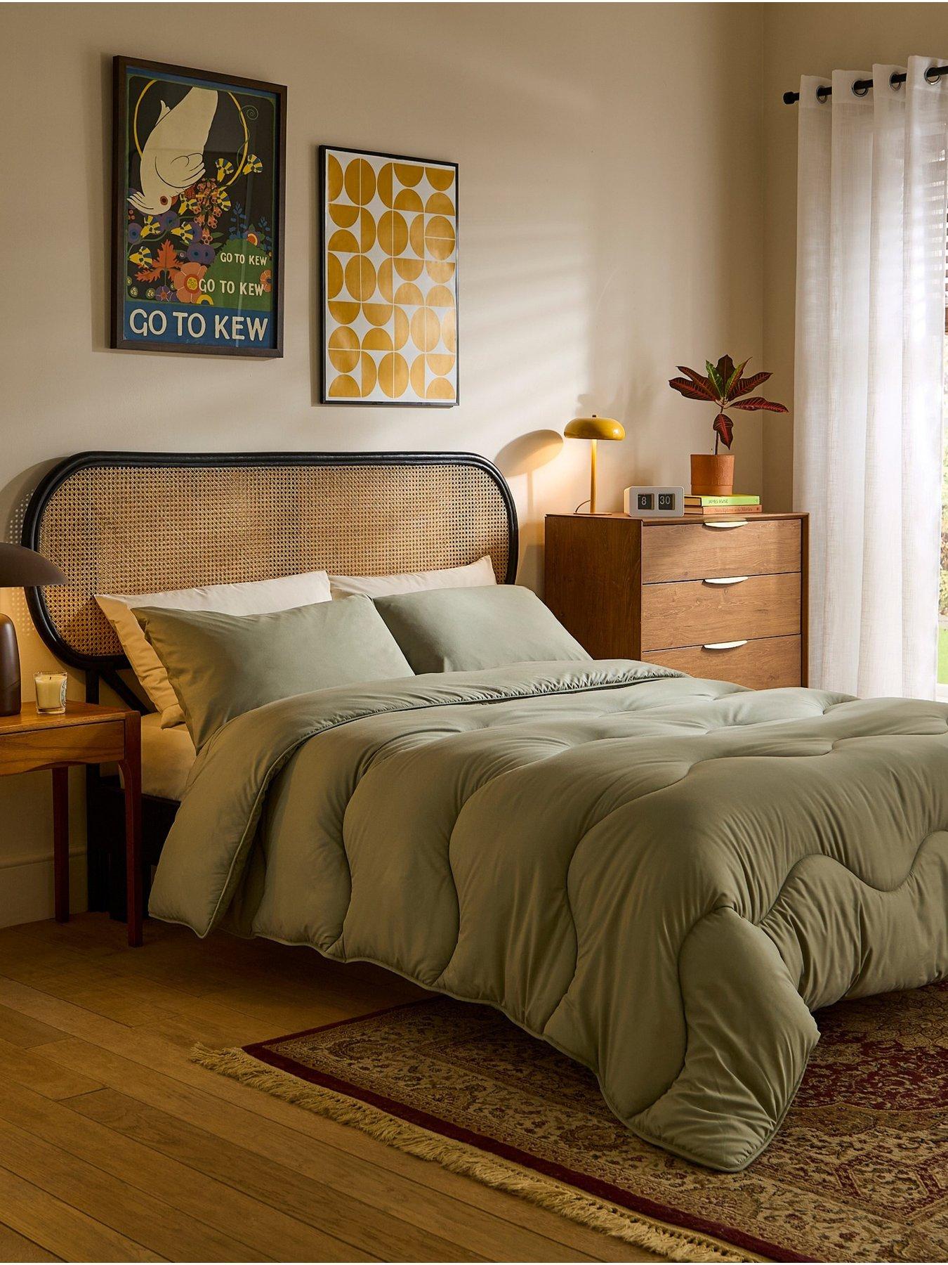 Night Lark Plain Dye - Olive Green Coverless Duvet 10.5 Tog