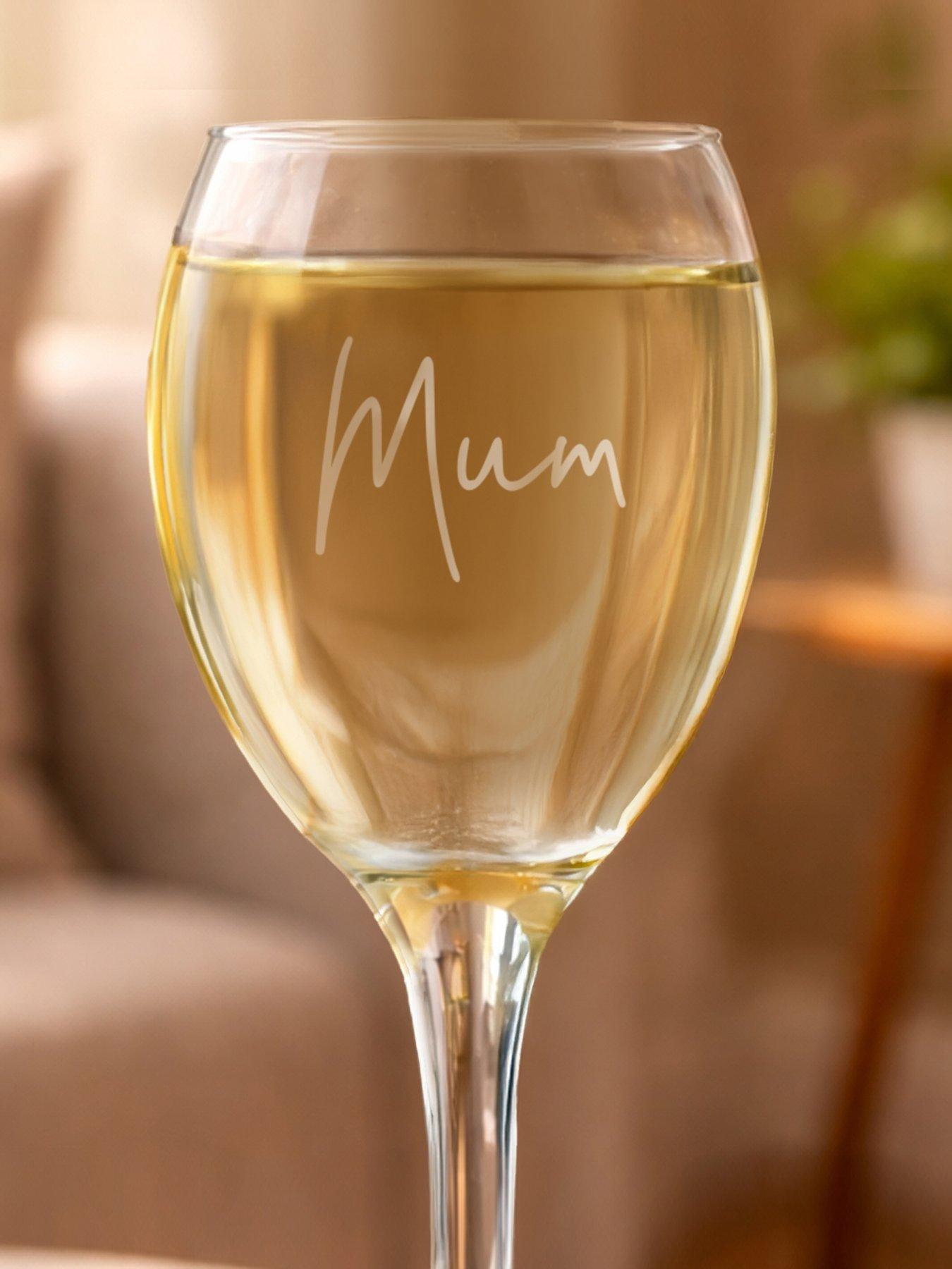 Image 4 of 4 of The Personalised Memento Company Personalised Name Wine Glass