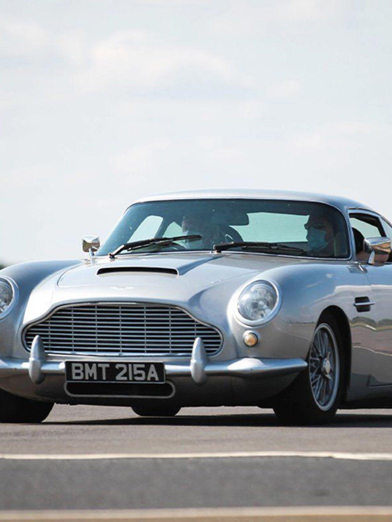 Image 2 of 5 of Virgin Experience Days Aston Martin Driving Experience with High Speed Passenger Ride for Two - 15 UK Locations