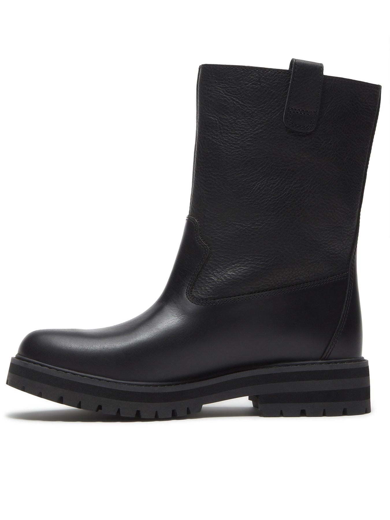 Image 6 of 7 of Timberland Britton Drive Pull-On Leather Boots - Black