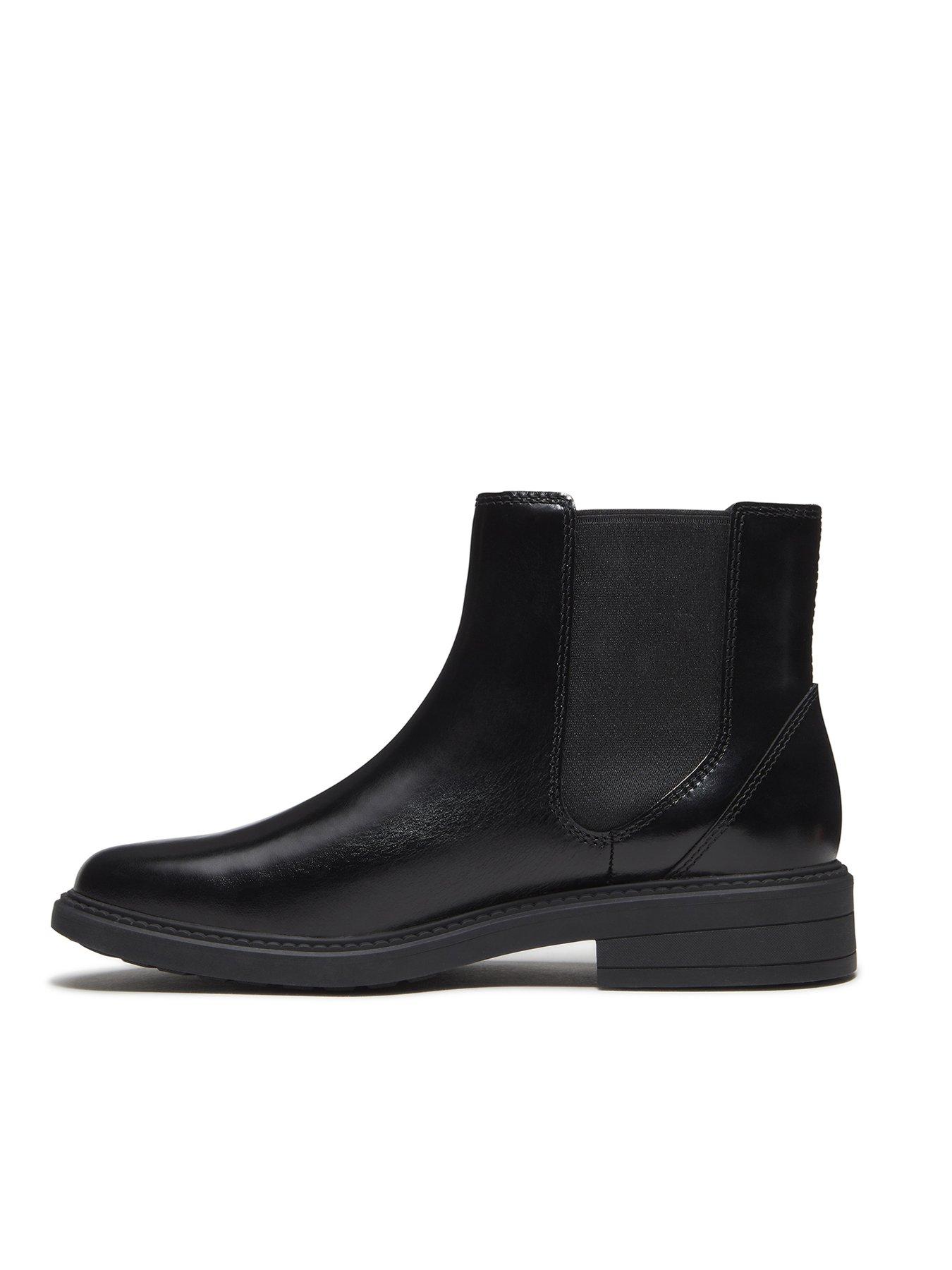 Image 6 of 7 of Timberland Stormbucks Mid Chelsea Boots - Black