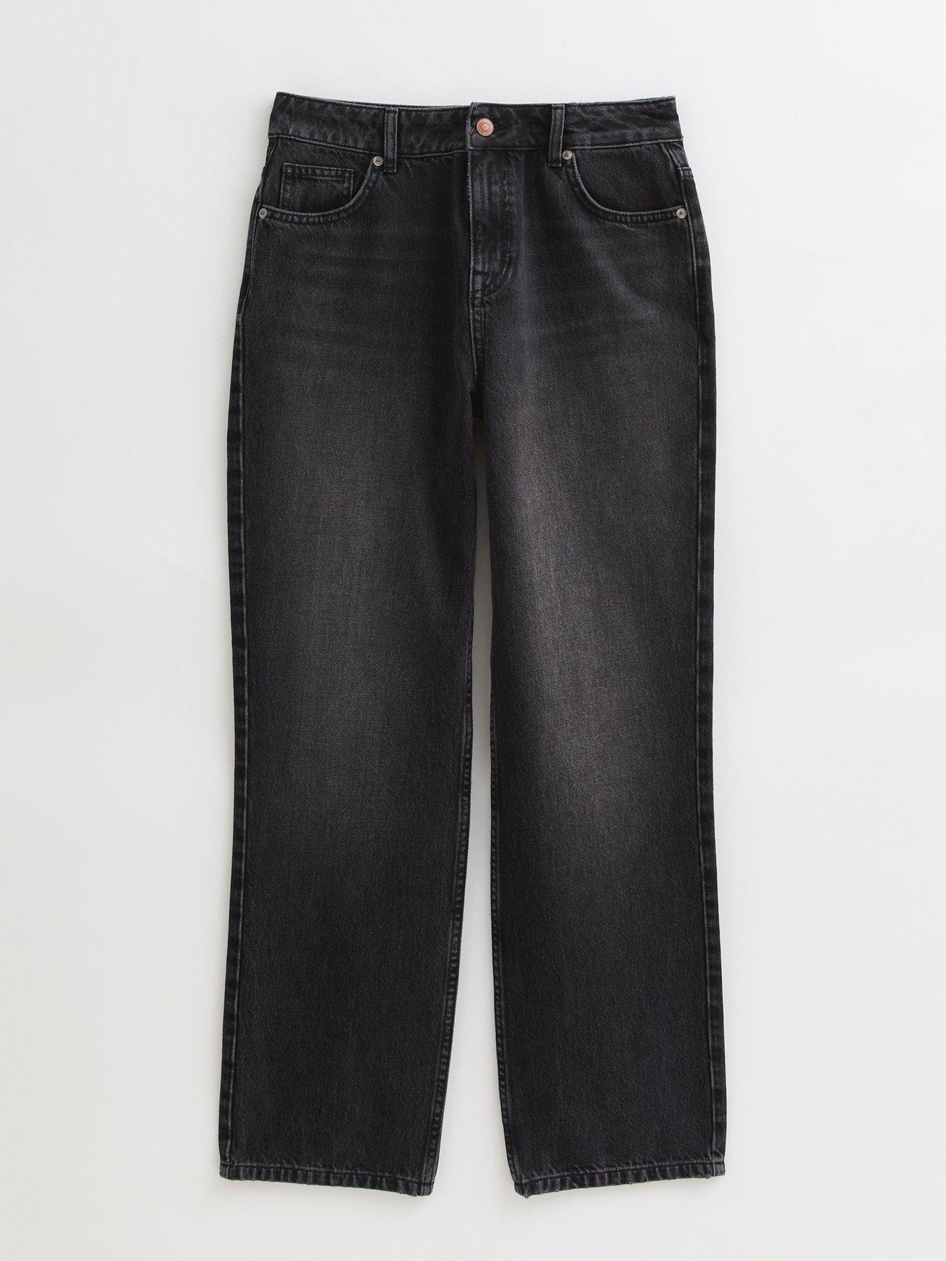 Image 7 of 7 of New Look Black Anica Straight Jeans