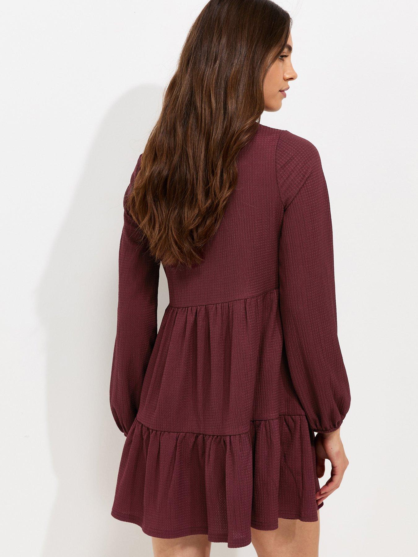 Image 2 of 5 of New Look Crinkled Long Sleeve Smock Mini Dress - Red