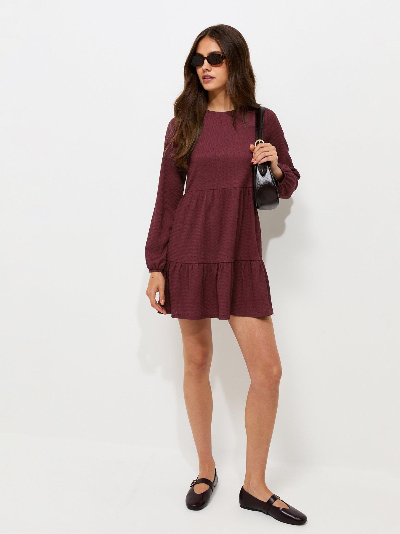 Image 3 of 5 of New Look Crinkled Long Sleeve Smock Mini Dress - Red