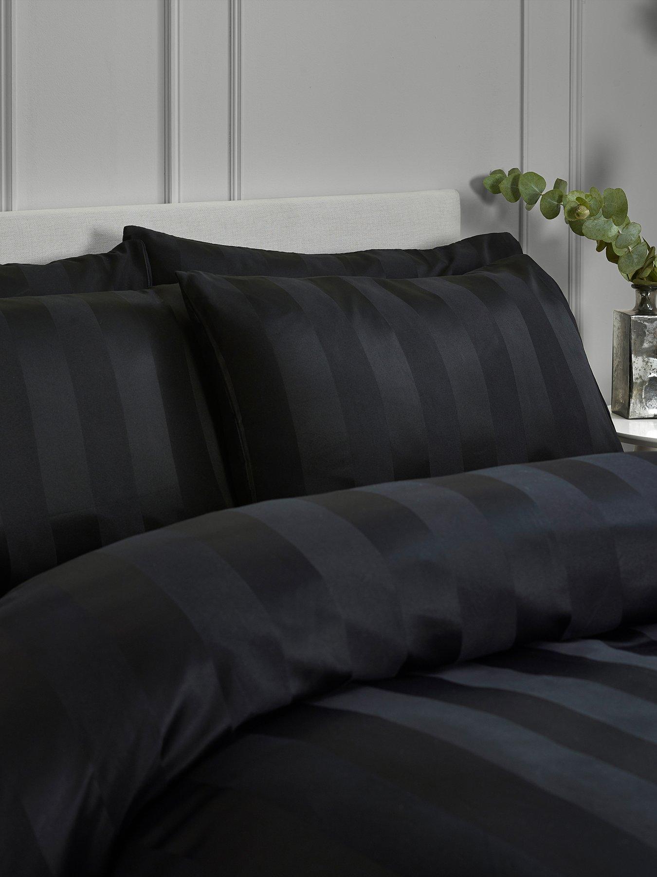 Catherine Lansfield So Soft Satin Stripe 4 Standard Pillowcase Black