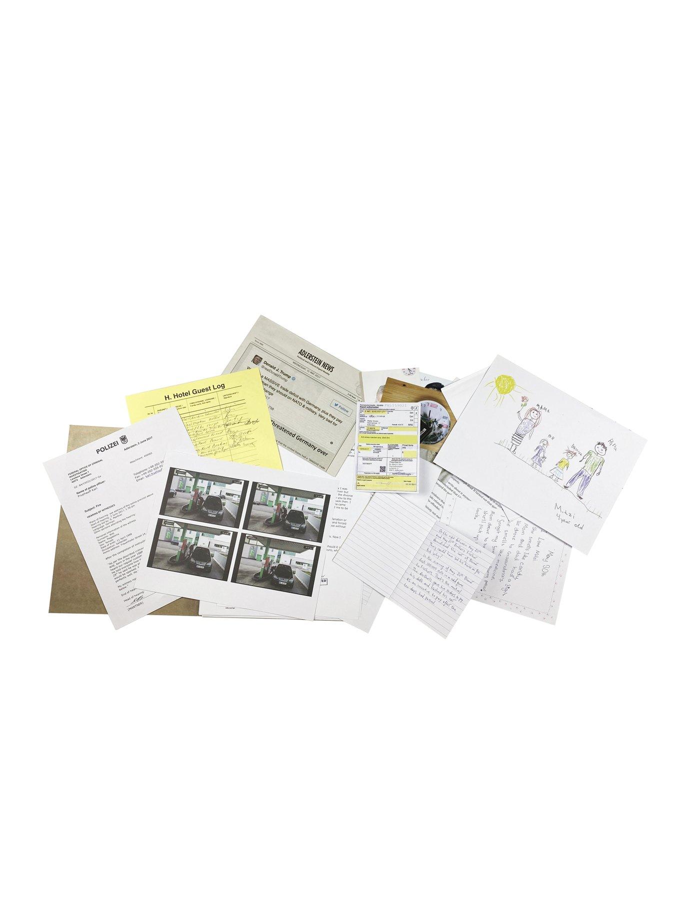 Image 5 of 5 of University Games Murder Mystery Case files - Fire in Adlerstein