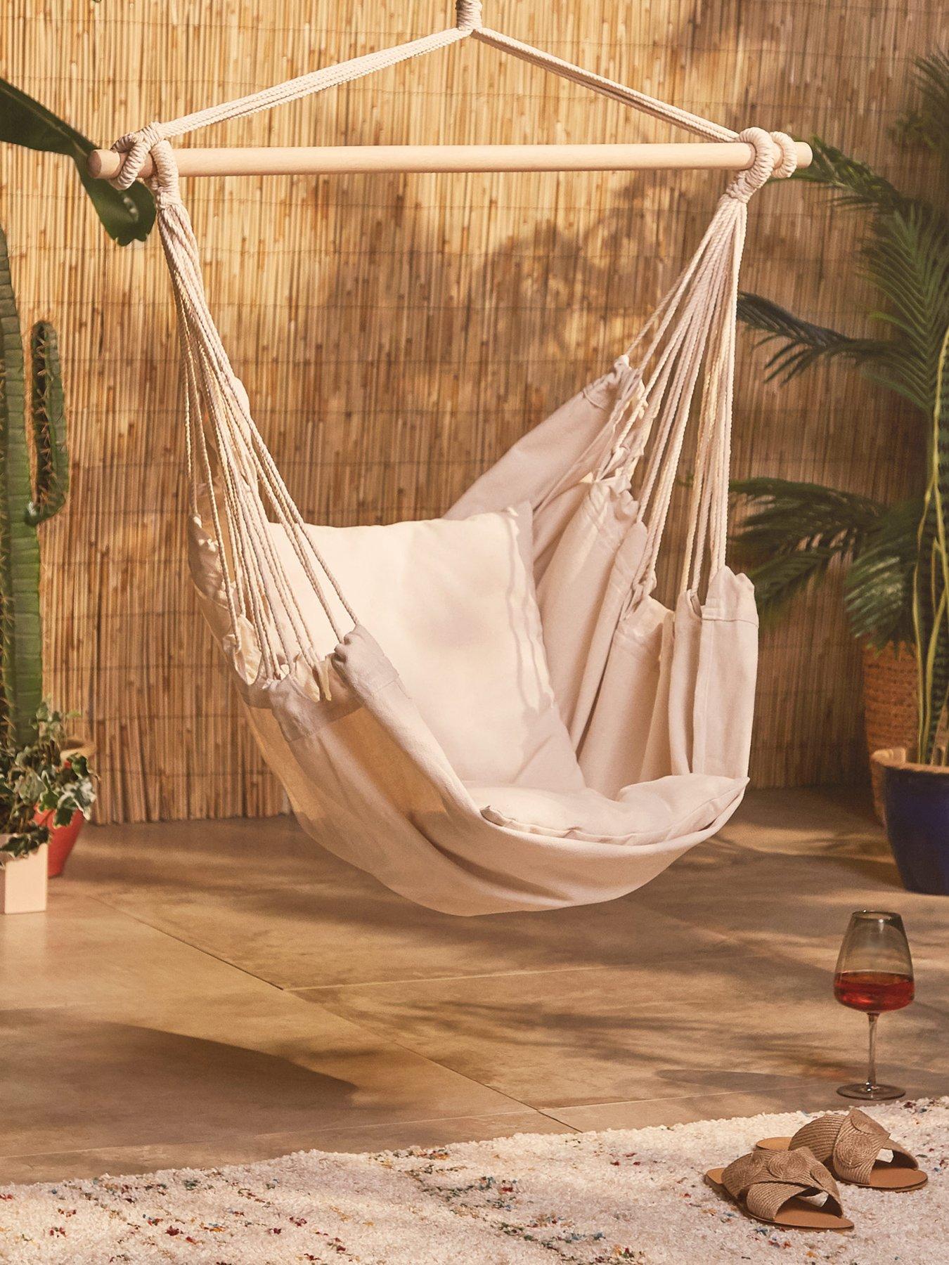 Vonhaus Seville Hanging Chair - Cream