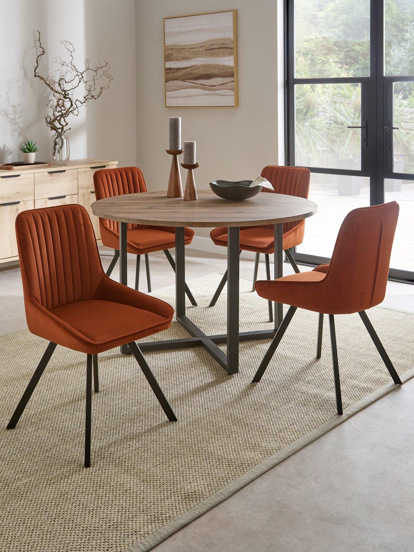 The Very Collection Harlem Mid Oak Round Dining Table With 4 Marlow Rust Chairs - FSC§ Certified