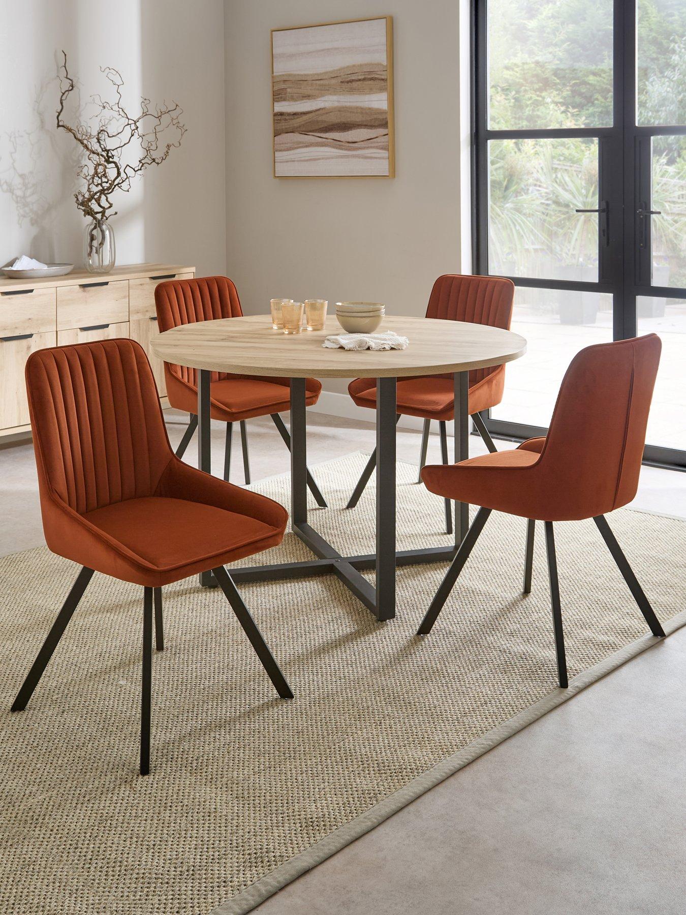 The Very Collection Harlem Light Oak Round Dining Table With 4 Marlow Rust Green Chairs - FSC® Certified
