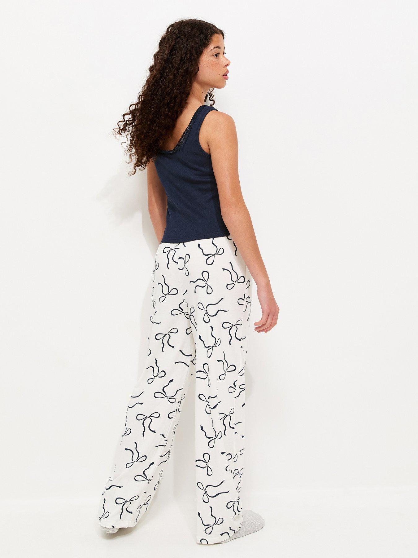 Image 2 of 5 of New Look 915 Girls Bow Print Lace Trim Cami Pyjama Set - Navy