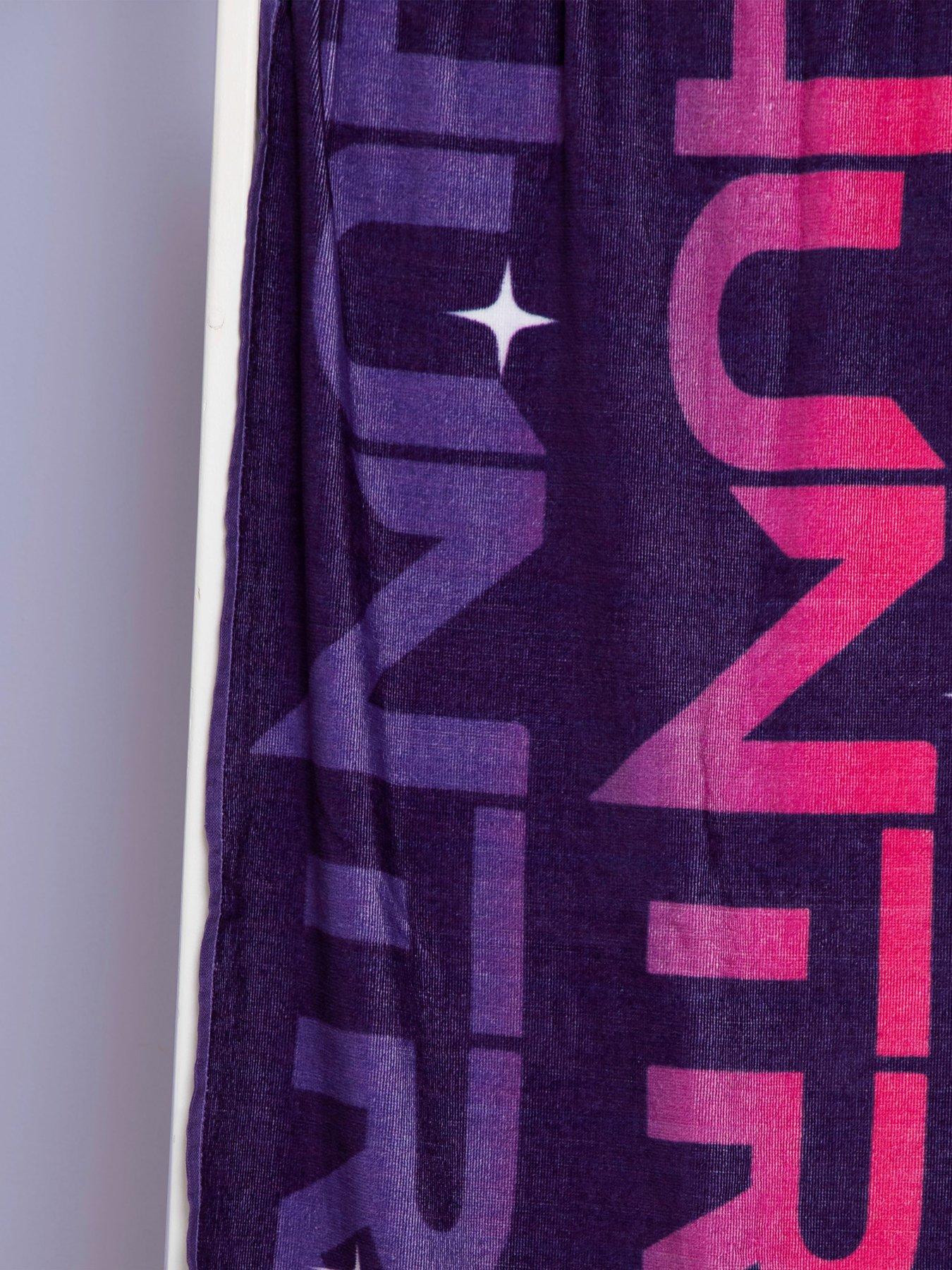 Image 3 of 5 of K-Pop Demon Hunters Sing Panel Towel