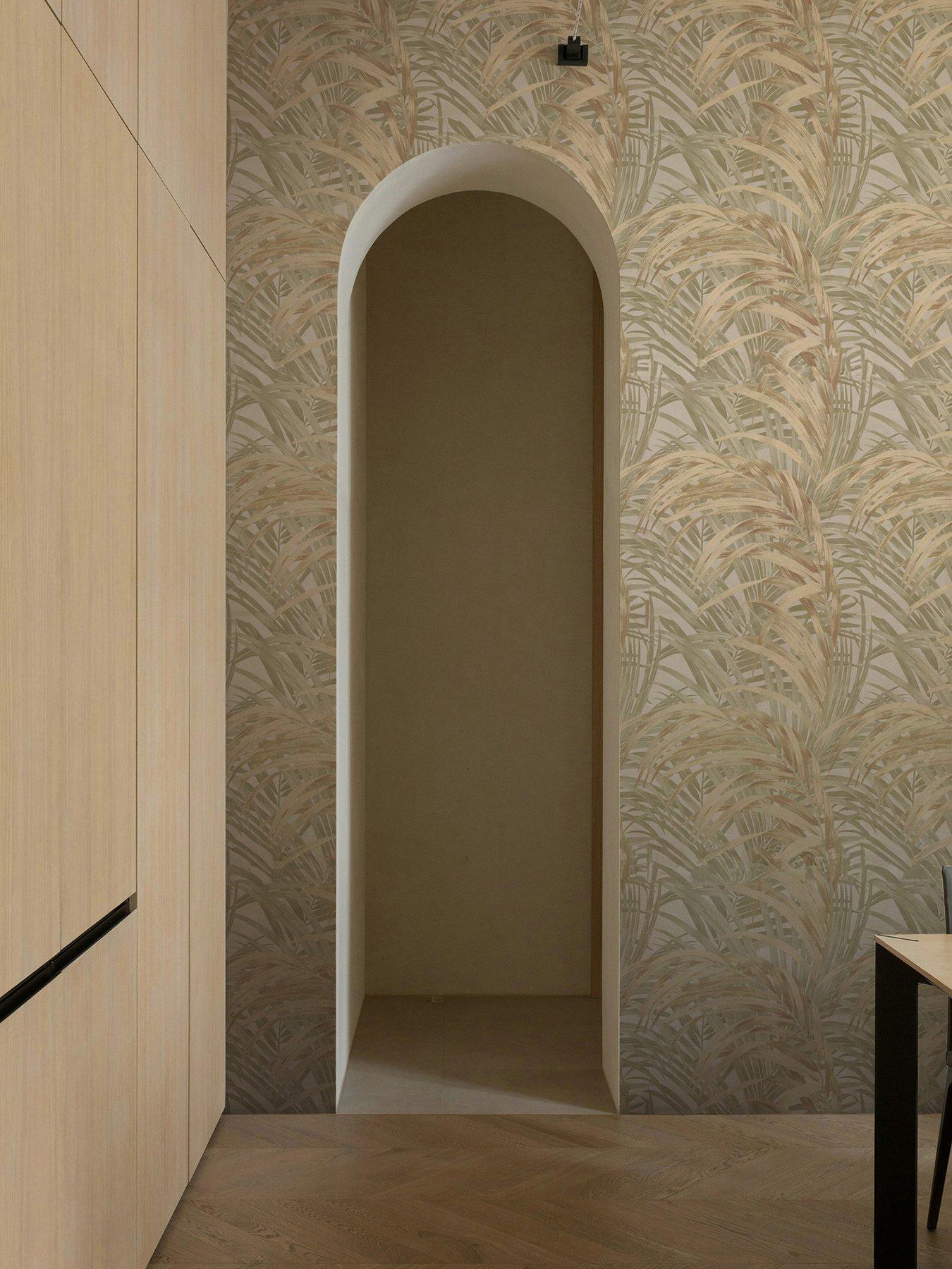 Boutique Congo Sage  &  Gold Wallpaper
