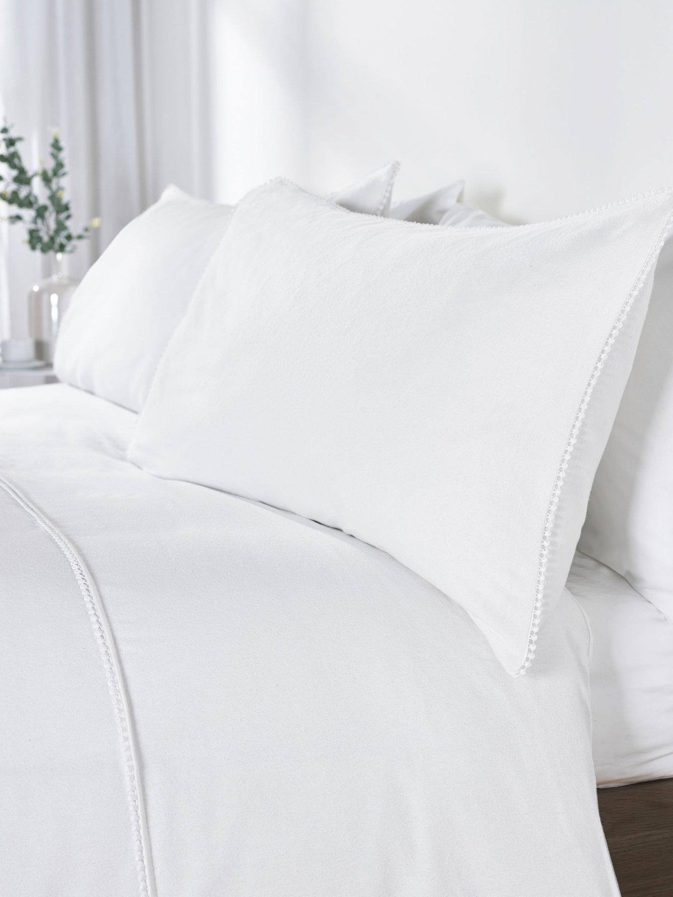 Catherine Lansfield Brushed 100% Cotton Pom Pom Duvet Cover Set
