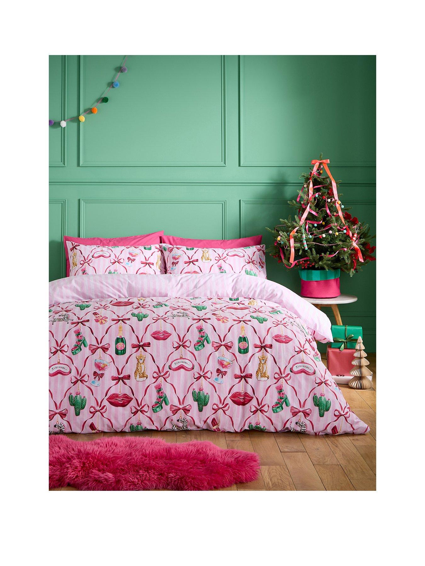 Image 2 of 5 of Catherine Lansfield Christmas Kitsch Duvet Cover Set