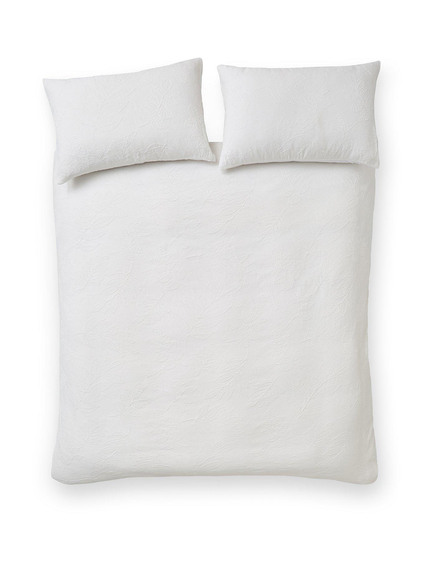Image 2 of 4 of Catherine Lansfield Jacquard Leaves Duvet Cover Set