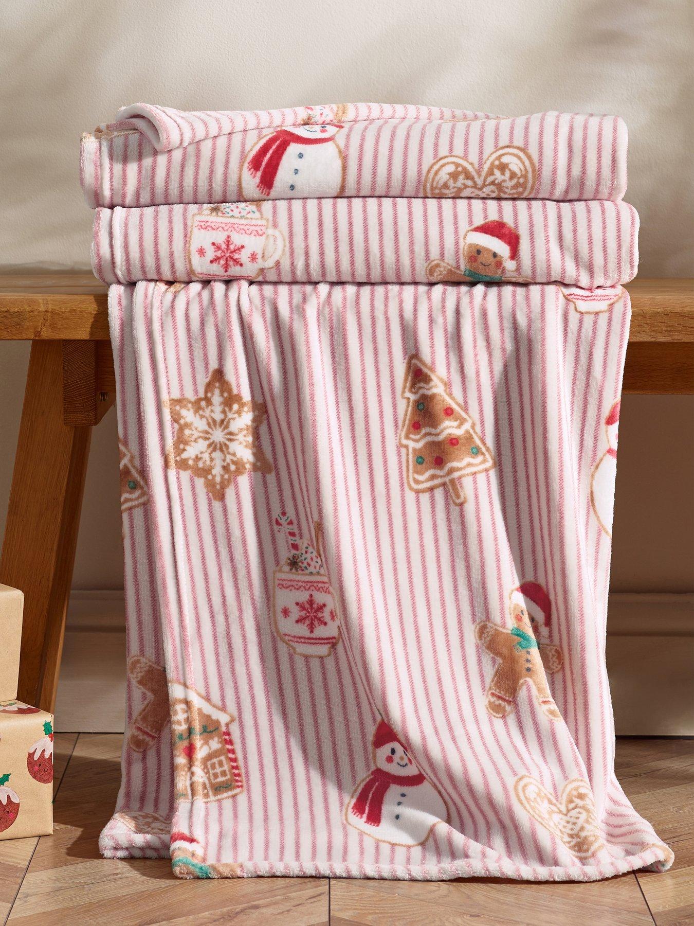 Catherine Lansfield Christmas Gingerbread Stripe Soft Fleece Throw