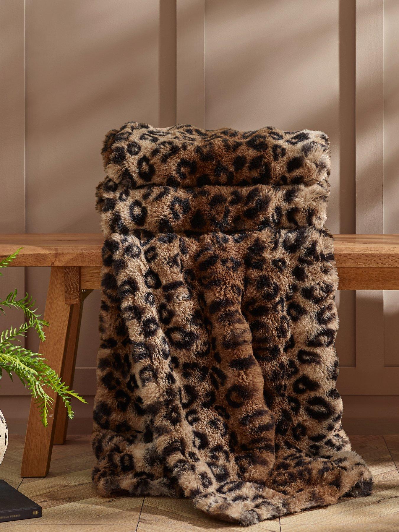 Catherine Lansfield Soft and Cosy Faux Fur Animal Print Throw
