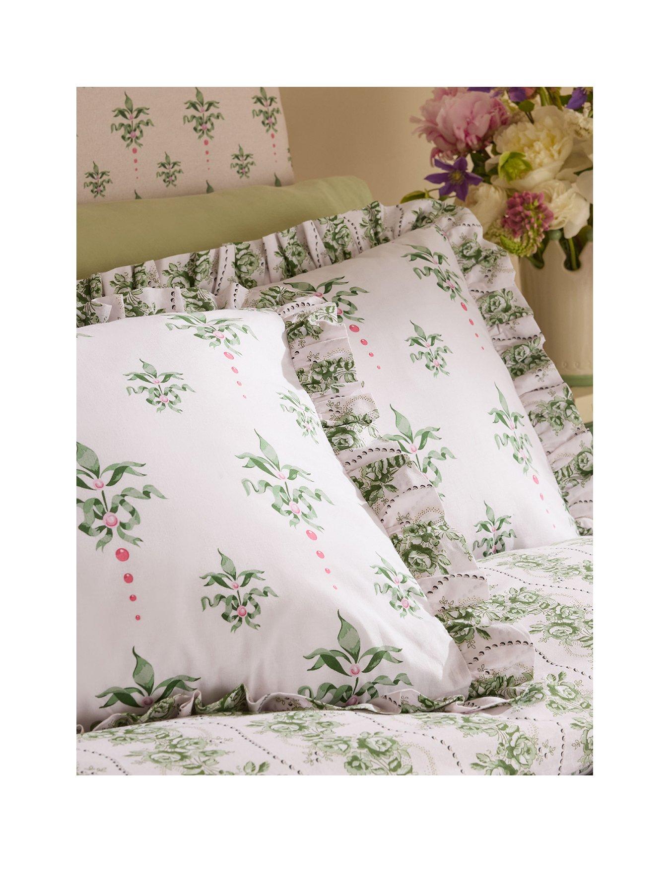 Image 2 of 4 of Cath Kidston Crest Floral Frill 100% Cotton Duvet Cover Set