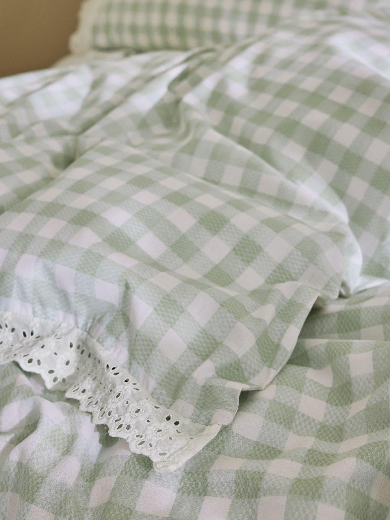 Image 4 of 4 of Cath Kidston Painted Gingham Lace Single Duvet Set Green