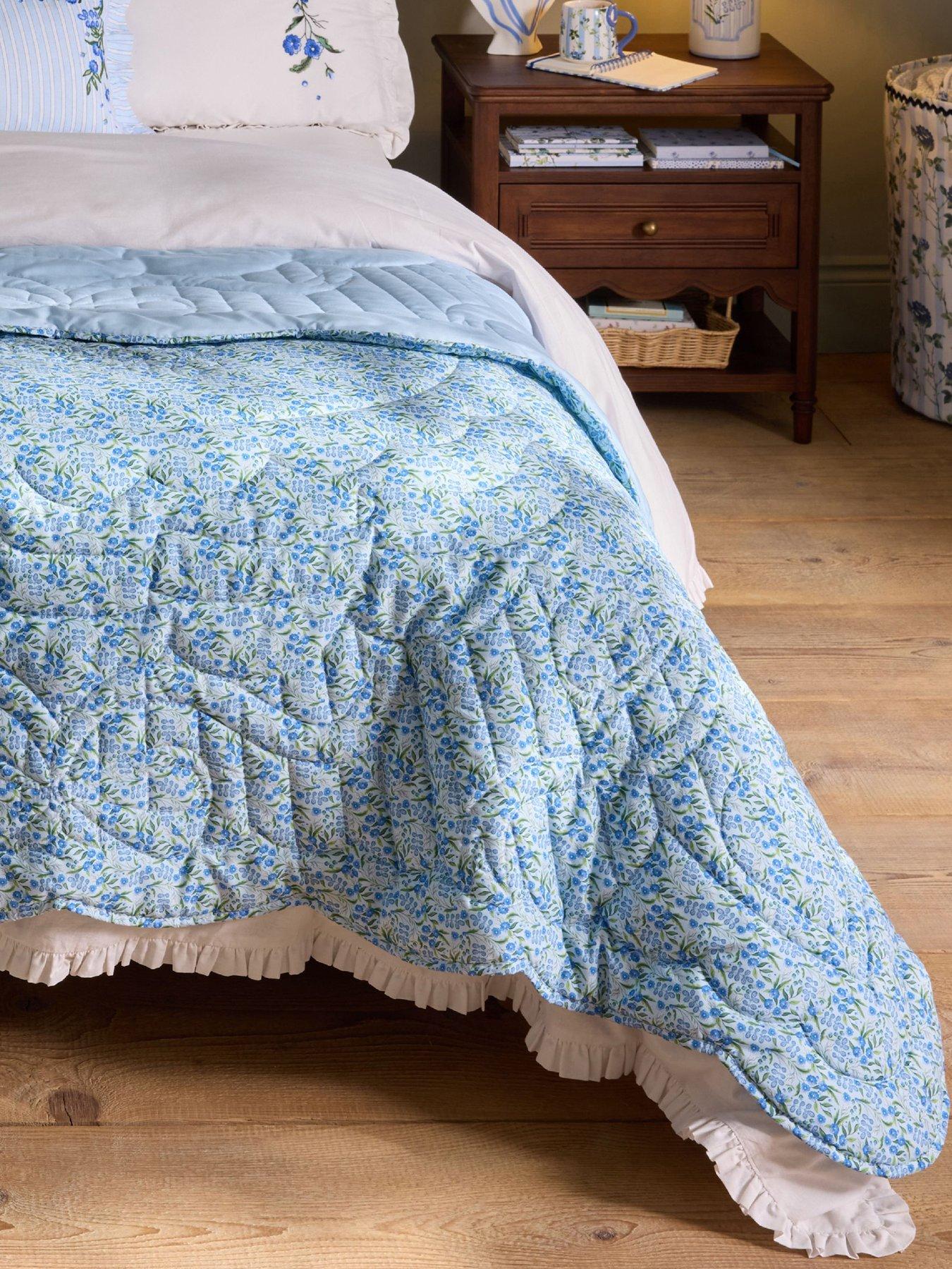 Image 1 of 4 of Cath Kidston Ditsy Floral Scallop Edge Reversible Bedspread